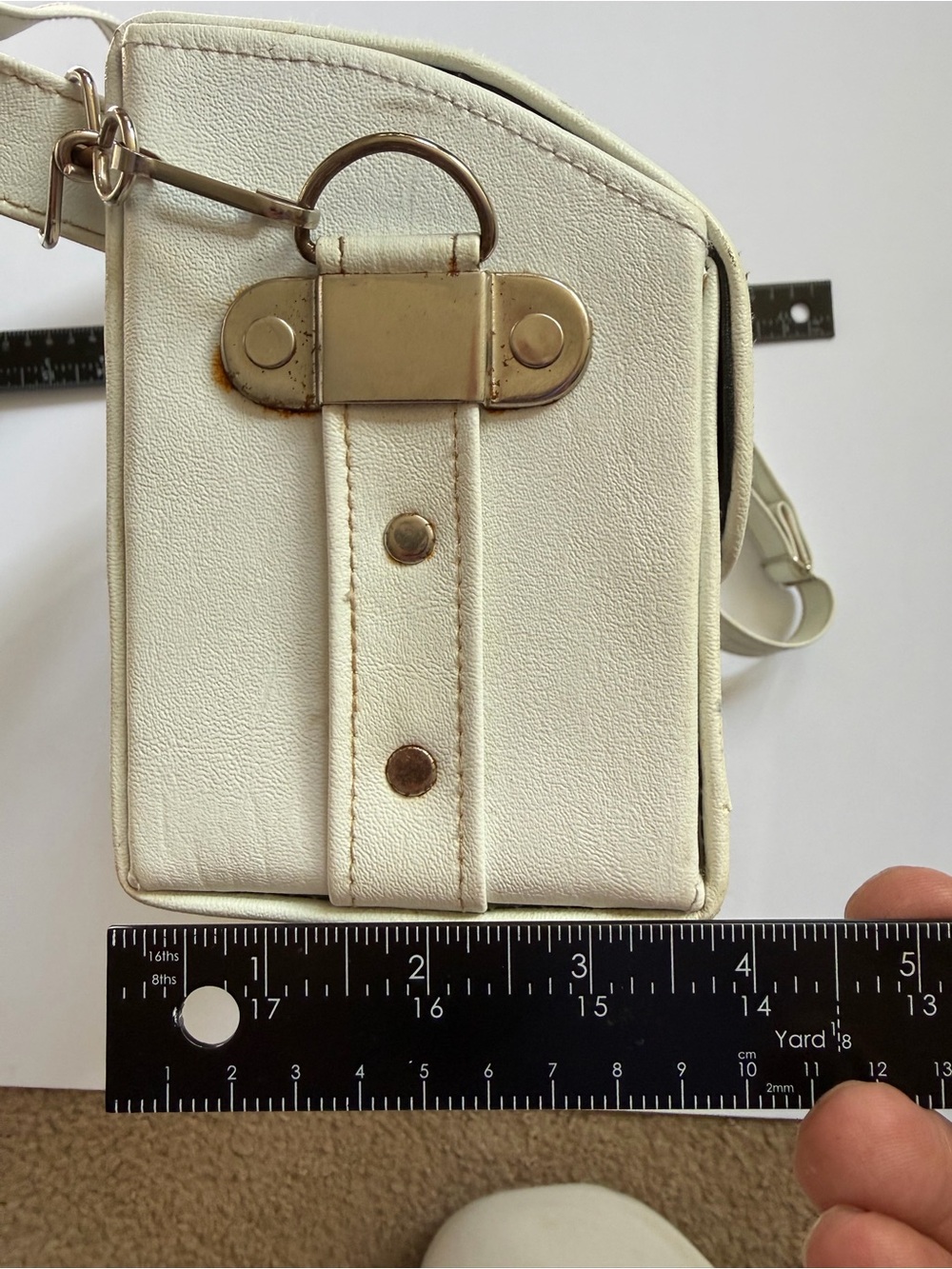 Barghazh Vinyl Train Case Handbag - Picture 6 of 8
